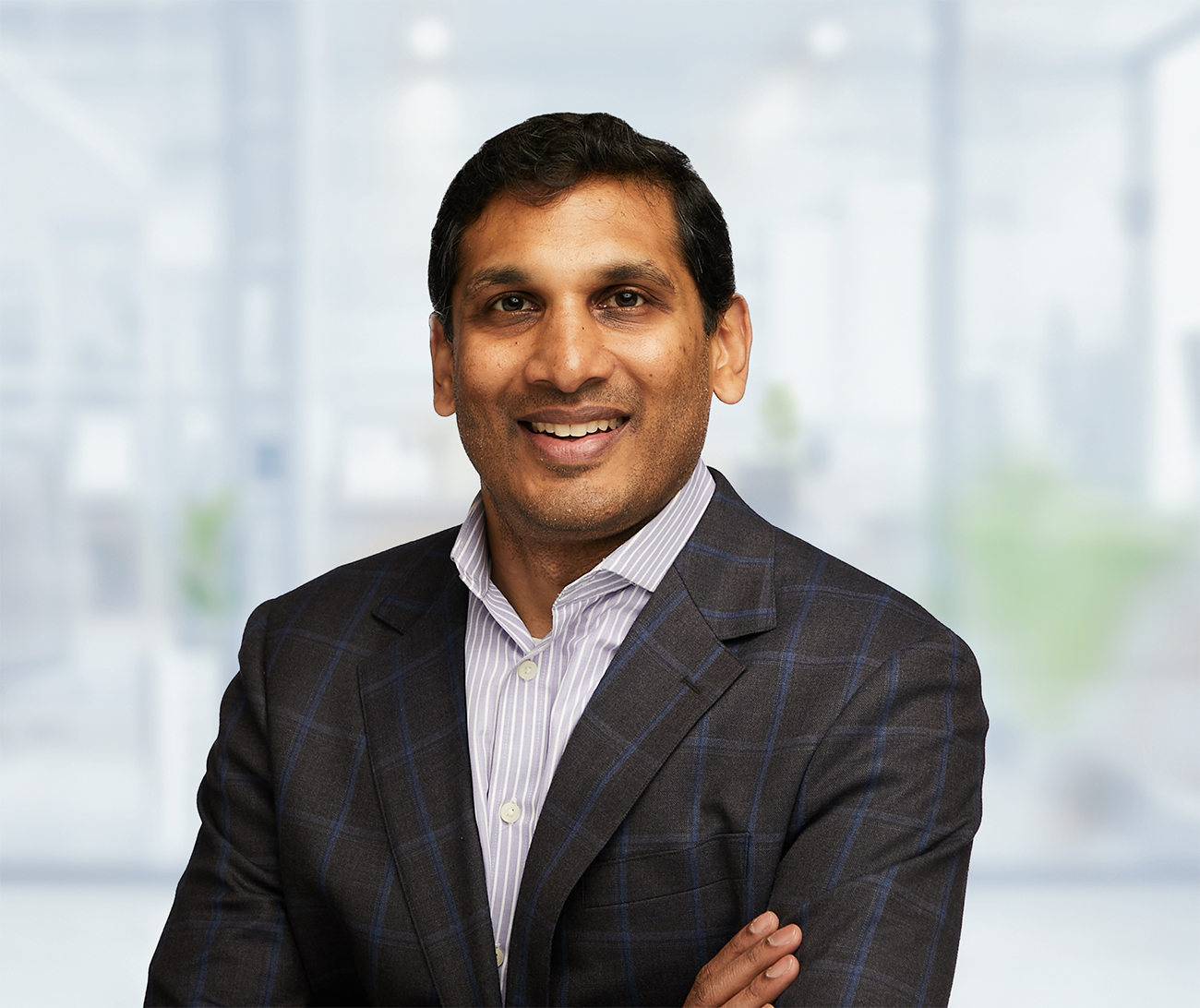 Jay Chakrapani Headshot